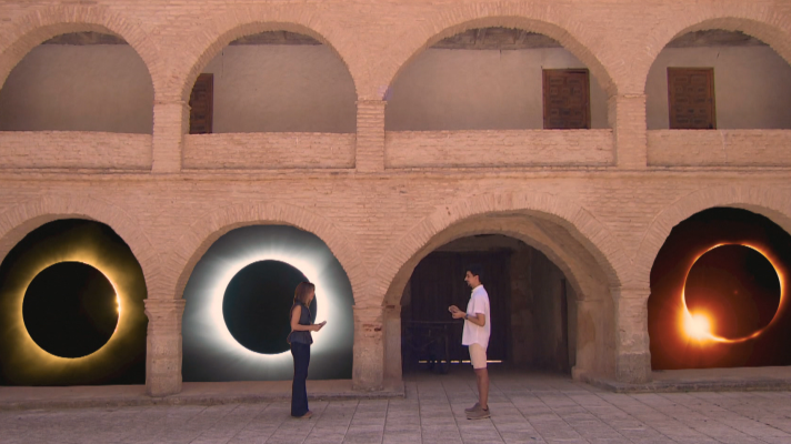 Noticias de Castilla y León - Disfrutar el eclipse en vez de fotografiarlo: "es un minuto, una vez en la vida"