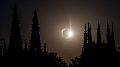 El eclipse, comprimido en 5 minutos