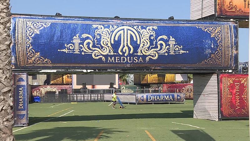 Comença el Medusa Festival a Cullera amb la previsió de 55.000 assistents cada dia - L'informatiu - Comunitat Valenciana | Ver