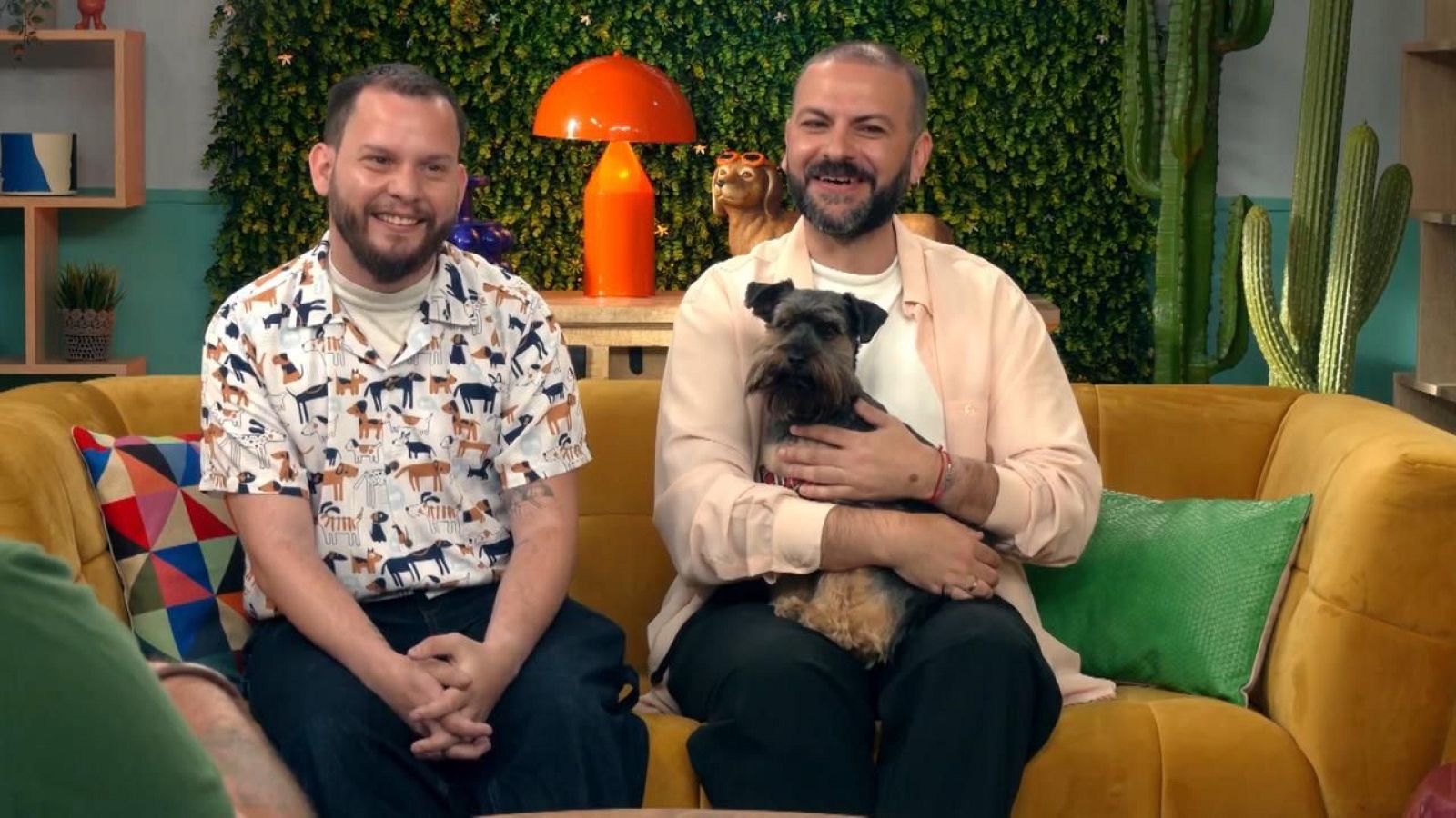 Saúl y Fran buscan un compañero para Milo - Dog House | Ver
