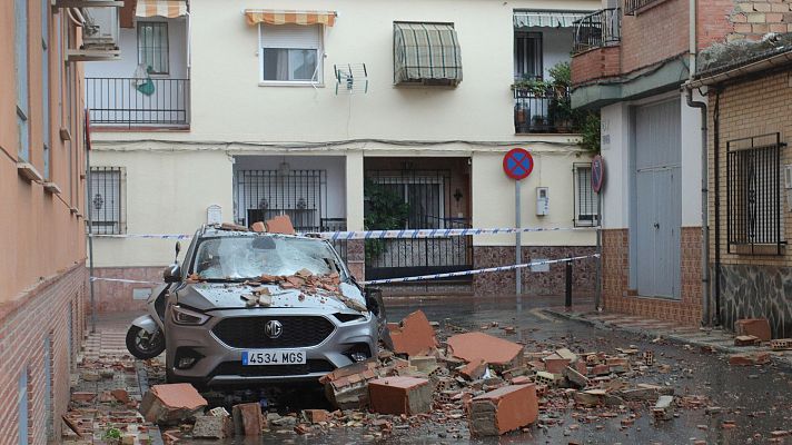 Telediario Fin de Semana - Un terremoto de 4,8 sacude Granada sin causar víctimas pero sí muchos daños materiales