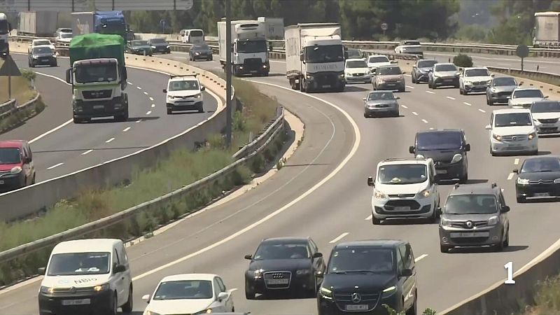 El sector turístic català ratlla el ple rendiment a l'agost - L'Informatiu | Ver