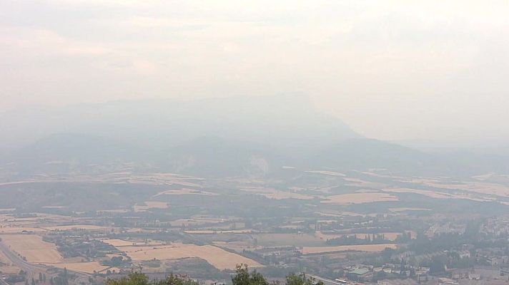 Noticias Aragón - El incendio de Las Peñas de Riglos evoluciona favorablemente tras una semana combatiendo el fuego