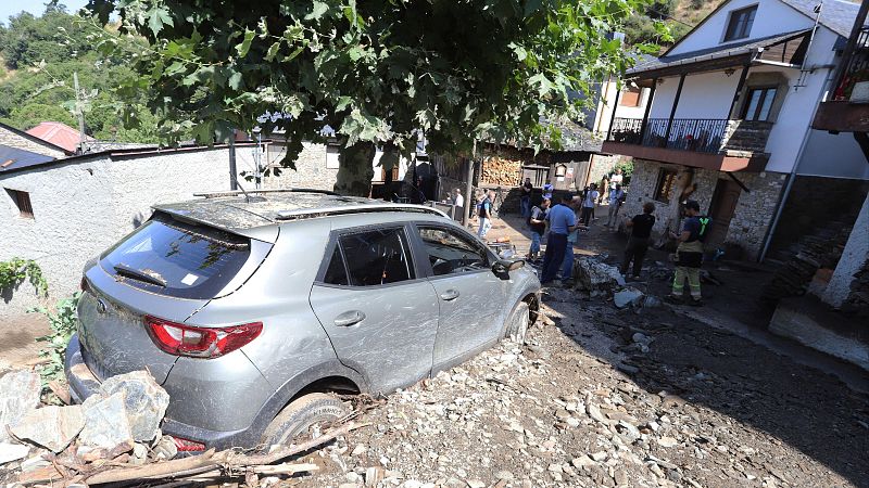 Luto en Ponferrada por la muerte de dos mujeres en la riada de Manzanedo de Valdueza