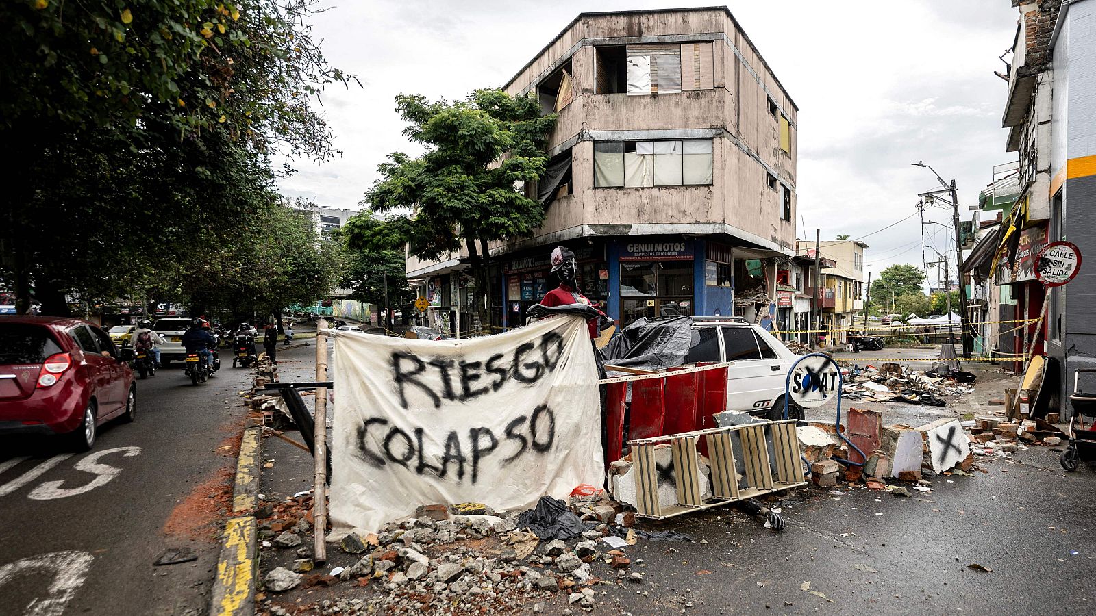 Una semana después del terremoto en Colombia, Pereira centra sus esfuerzos en la reconstrucción