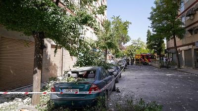 El ge�logo Nah�m Mend�z explica los terremotos de Granada - Informativo 24h | Ver