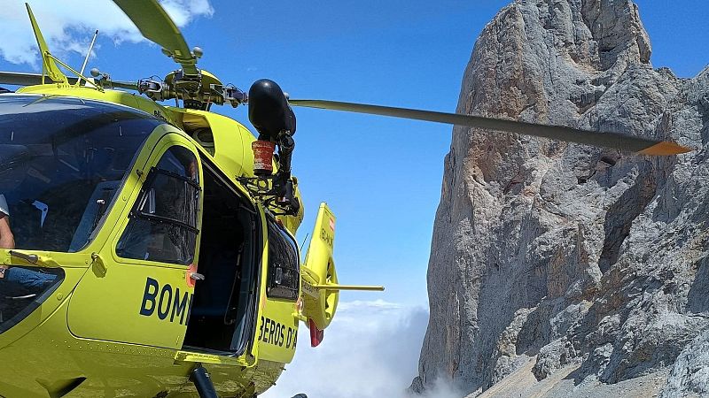 Los rescates en la montaña aumentan en el verano en Asturias - Panorama Regional | Ver