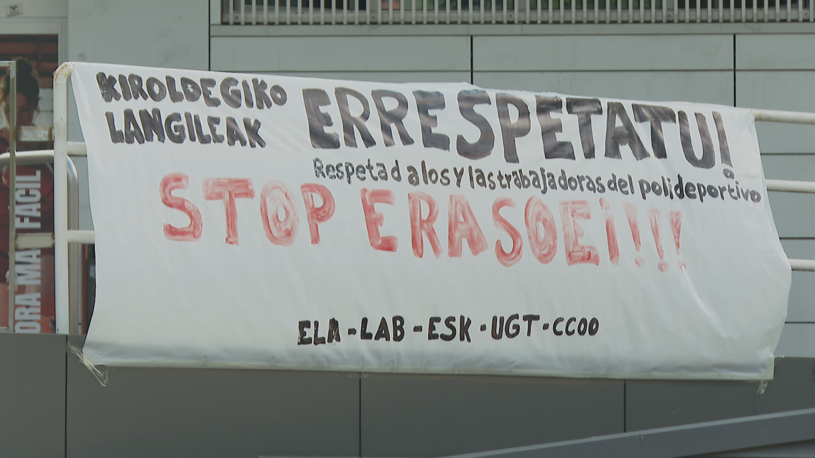 Solicitan al ayuntamiento, Bilbao Kirolak y a la concesionaria del servicio que tomen medidas