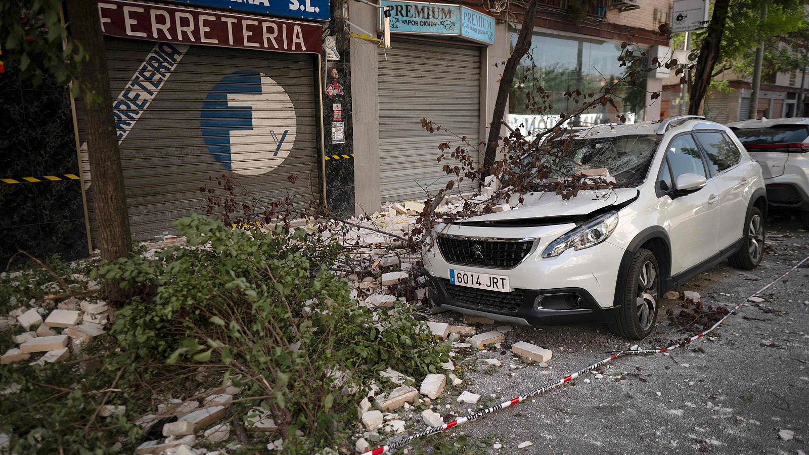 Entrevista a Carlos González, sismólogo, sobre el terremoto de Granada - La hora de La 1 | Ver