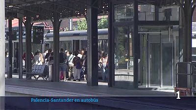 Viajeros de tren en autob�s de Palencia a Santander