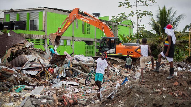 Más de 300 edificios se han venido abajo por el terremoto de Colombia, mientras otros han resistido | Ver ahora