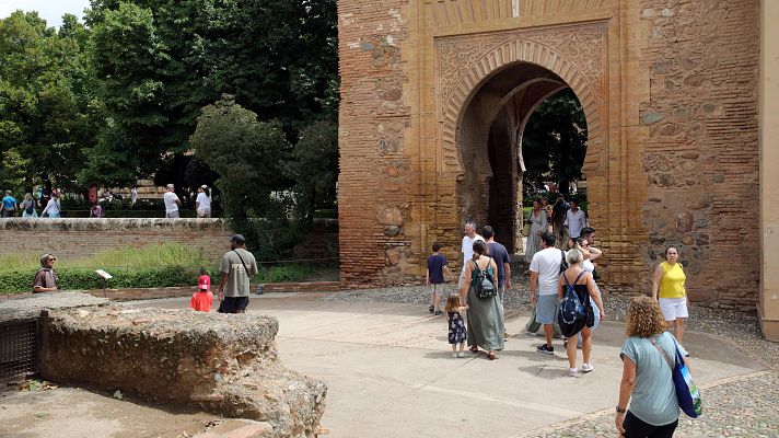 La tarde en 24h - La Alhambra, una edificación sismorresistente que "baila" con los terremotos