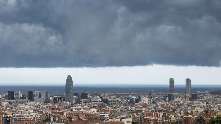 El tiempo - Las tormentas fuertes siguen en el norte, el este peninsular y en las Baleares