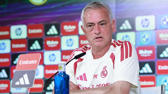 Mourinho: "Tenemos jugadores buenos, 'staff' bueno... si no va bien, entrenador malo"