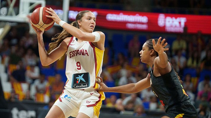 Baloncesto en RTVE - El 'show' triplista de Helena Pueyo y Elena Buenavida dispara a España a la victoria ante Bélgica