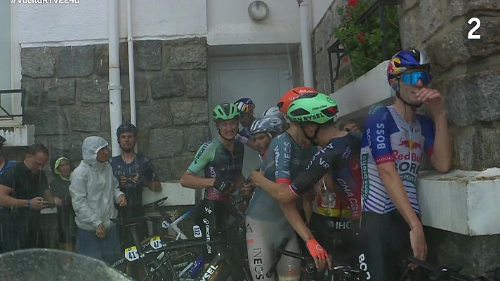 Vuelta ciclista a España - El granizo provoca la cancelación de la etapa 3 de La Vuelta 2026 en Font Romeu