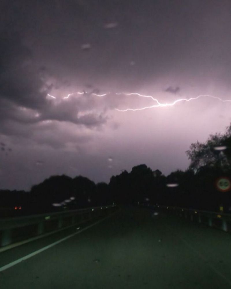 Cambio no tempo. Treboadas, chuvascos e baixada de temperatura - Telexornal - Galicia | Vexa