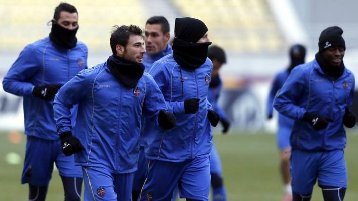 Telediario 1 - El Levante busca los cuartos de la Liga Europa