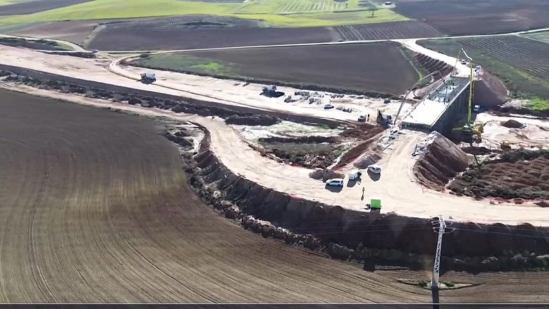 A-11, tres décadas de espera que todavía no tiene final - Noticias de Castilla y León | Ver