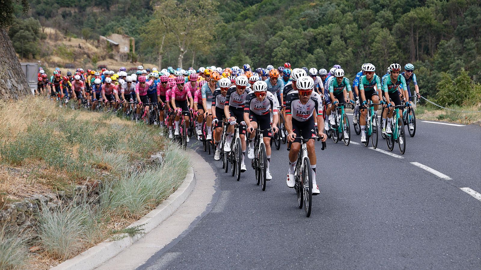 La Vuelta 2026 - Etapa 3: Gruissan - Aude - Font Romeu (166,7 km) media montaña | Ver