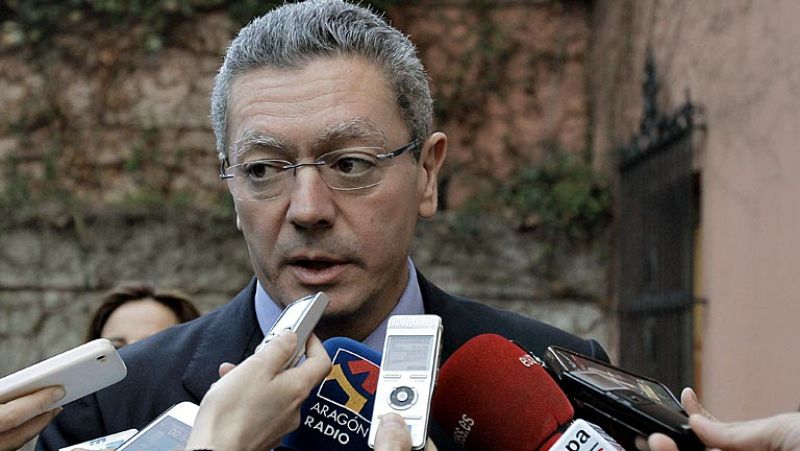 Gallardón garantiza que se cambiará la ley de desahucios para adaptarla a la UE