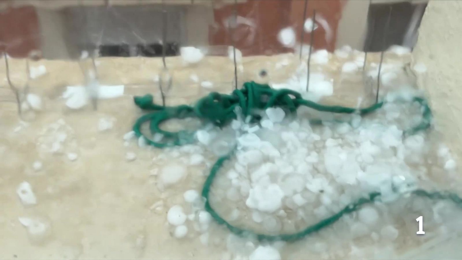 La pedregada deixa destrosses i inundacions a Tarragona