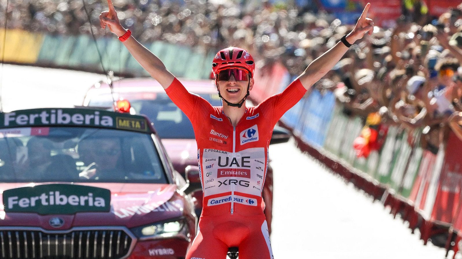 Pogacar se impone en Andorra con un nuevo recital | Ver