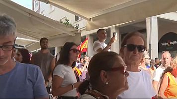 Cientos de ceutíes protestan por la gestión de la crisis migratoria y exigen la dimisión del delegado del Gobierno