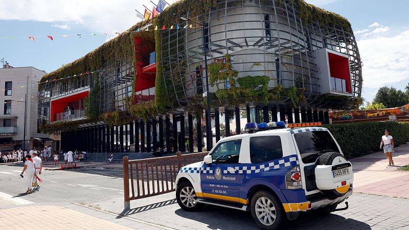 Una explosi�n de cohetes en el chupinazo de No�in, Navarra, deja 47 heridos, tres de ellos graves