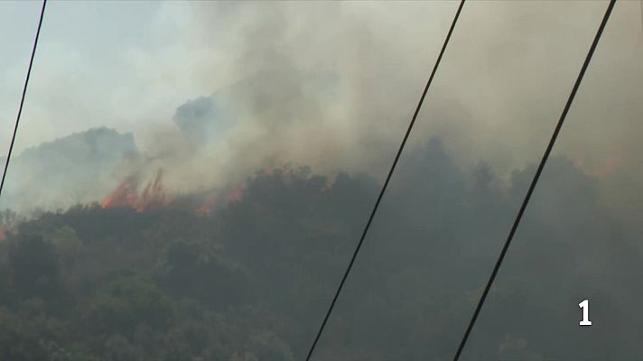 L'Informatiu - L’incendi de Collserola evoluciona favorablement i s’aixeca el confinament
