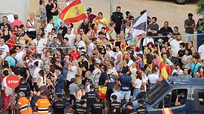 Los vecinos de Ceuta exigen al Gobierno una solución urgente