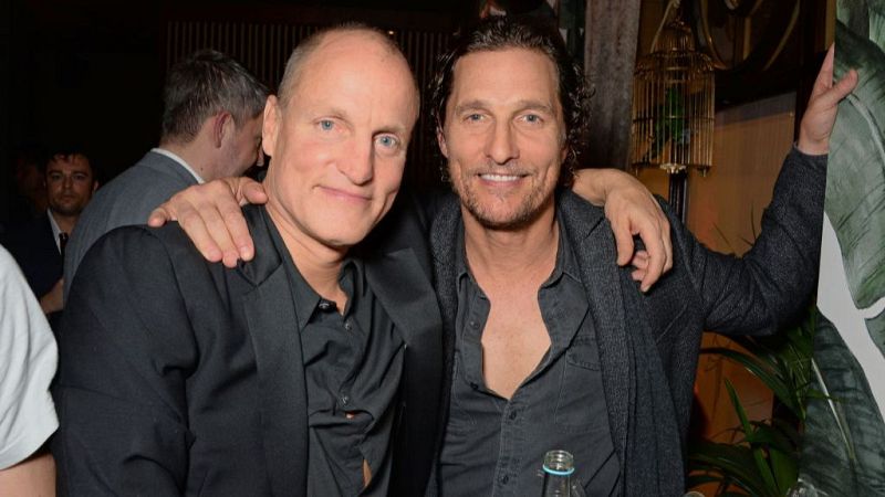 Matthew McConaughey y Woody Harrelson, ¿dos estrellas de Hollywood separadas al nacer? | Ver