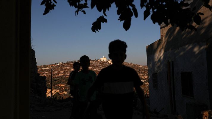 Telediario 2 - Israel construye un muro en el Valle del Jordán
