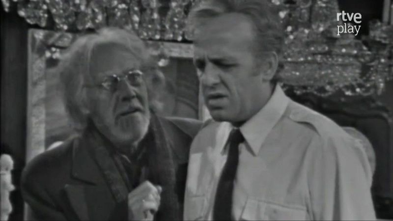 Jos� B�dalo y Jos� Mar�a Rodero en una escena de "El Precio" de Arthur Miller, parte del programa "Estudio 1" de RTVE. Logo "rtve play" visible.