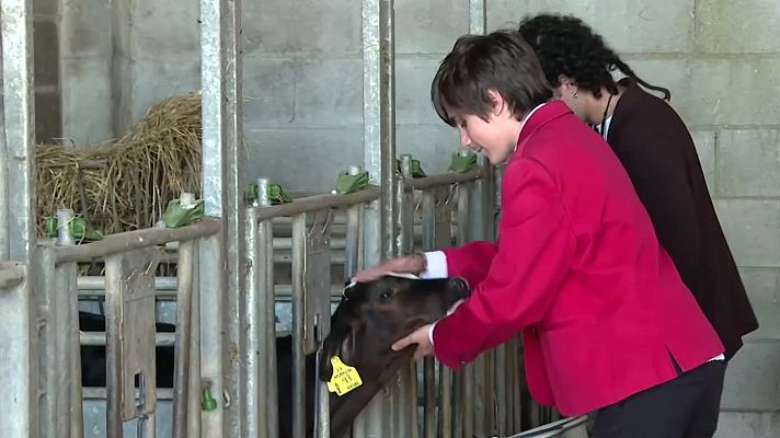 Telexornal - Galicia - Futuros gandeiros e agricultores prepáranse no Centro de Formación de Sergude, na Coruña