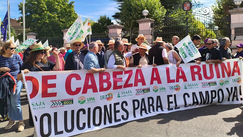 Los agricultores se movilizan en Valladolid para salvar el campo