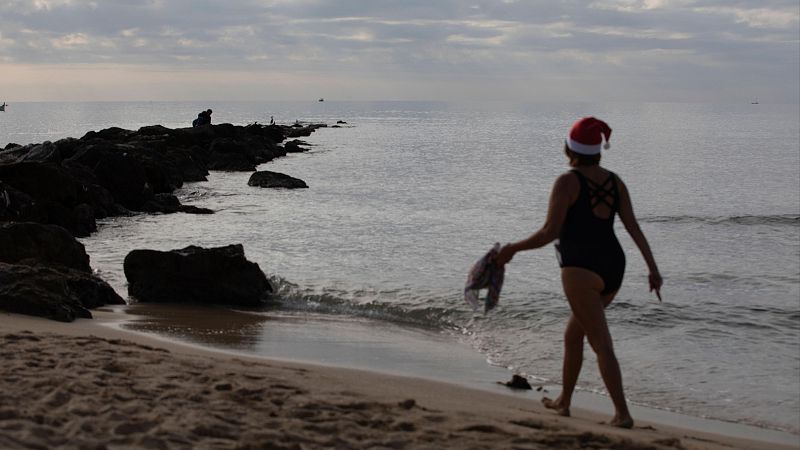 Se acaba el verano y comienzan los preparativos navideños | Ver