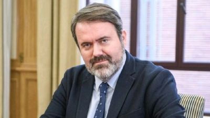 El secretario de Estado de Infancia, sobre el traslado de menores: "Los intereses del PP, no son los intereses de Ceuta" - Las mañanas de RNE | Ver