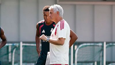Mourinho pide el Bal�n de Oro para Mbapp�: "Ha hecho historia este verano"