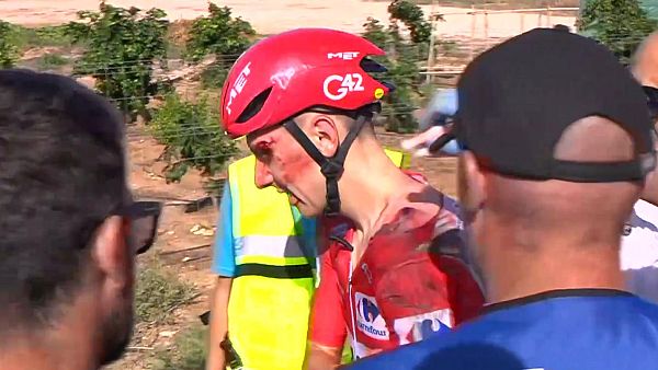 Tadej Pogacar abandona La Vuelta a Espa�a tras una aparatosa ca�da