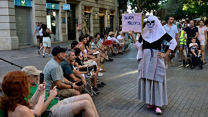 Protesta contra el turismo masivo en Palma - Fin de semana 24h | Ver