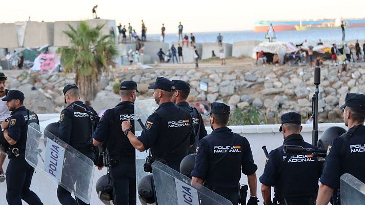Fin de semana 24h - Un mes de la crisis migratoria en Ceuta
