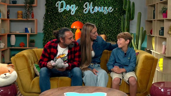 Dog House - Cristina, Cristian y su hijo Romeo: En busca de un perro surfero