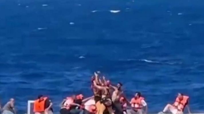 Mañaneros 360 - Se hunde un ferry: 8 muertos y 17 desaparecidos