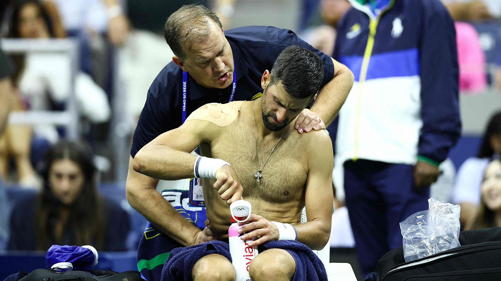 Djokovic cae en su debut en el US Open tras episodios de nauseas y vómitos