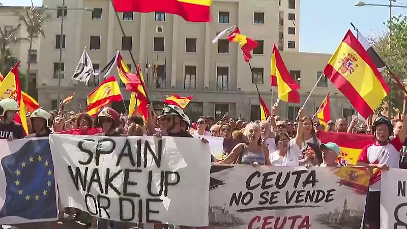 Los servicios públicos esenciales de Ceuta se unen para reclamar soluciones ante la crisis migratoria | Ver