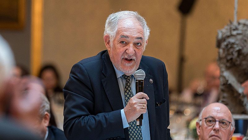 Conde-Pumpido: "En España existe una juridificación de la política, y no al revés" - 24 horas | Ver