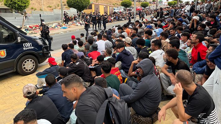 Telediario 2 - Un mes de la crisis migratoria en Ceuta
