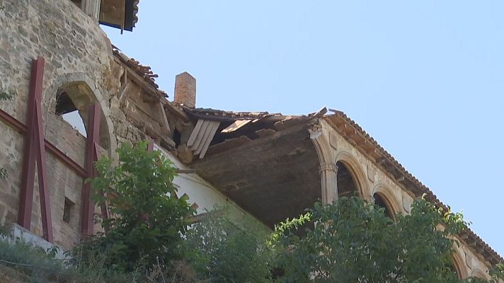 Noticias de Castilla y León - El Palacio de Almazán sufre un derrumbamiento en su fachada central