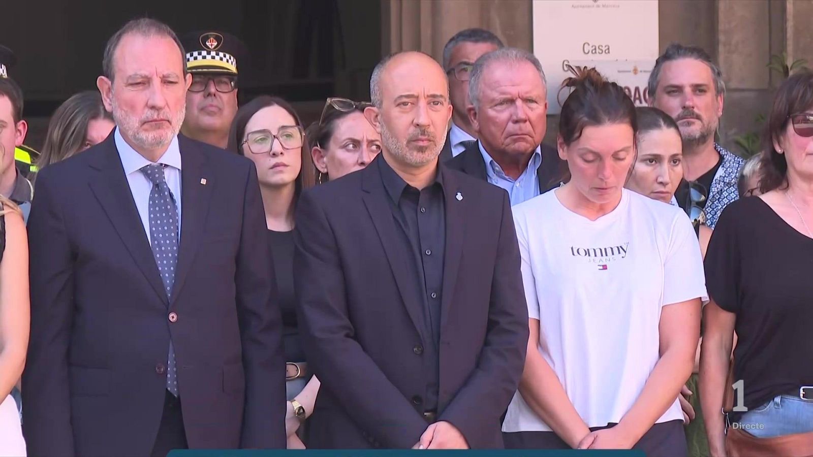 Minut de silenci a Manresa per l’home de 45 anys mort en un apunyalament la matinada de dimarts.